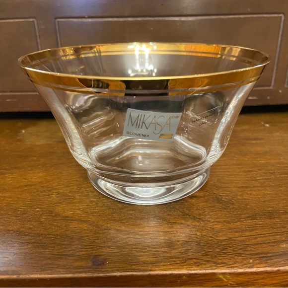 BNWOT Vintage Mikasa Jonestown‎ gold  rimmed crystal glass bowl - Picture 3 of 11
